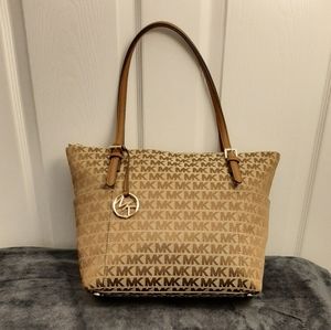 Michael Kors Jetset Purse Bag NWT Logo